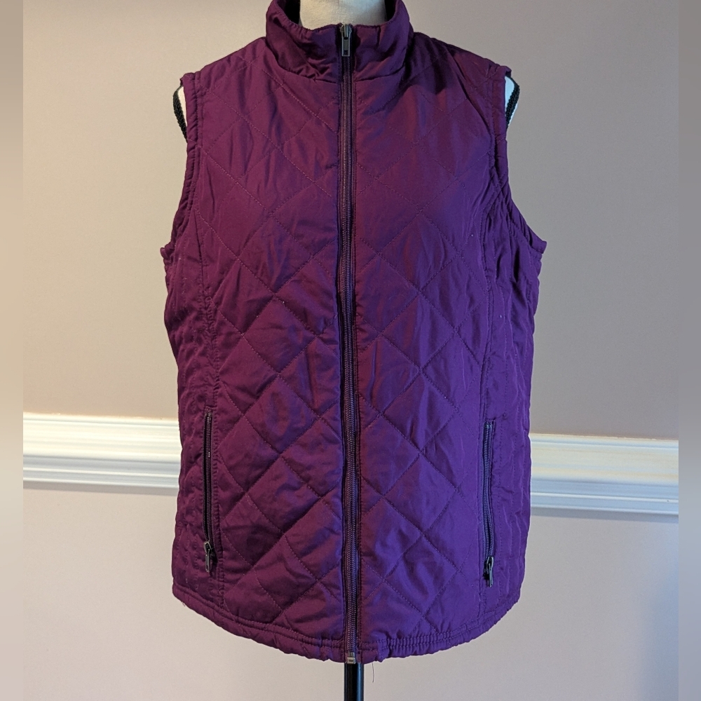 Relativity Women's Plum Quilted Vest